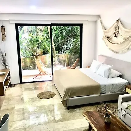012 Modern Studio Luxurious Condo Wifi 100 Mb