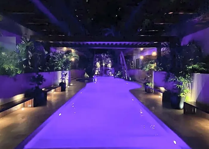 012 Modern Luxurious Wifi 100 Mb Apartment *